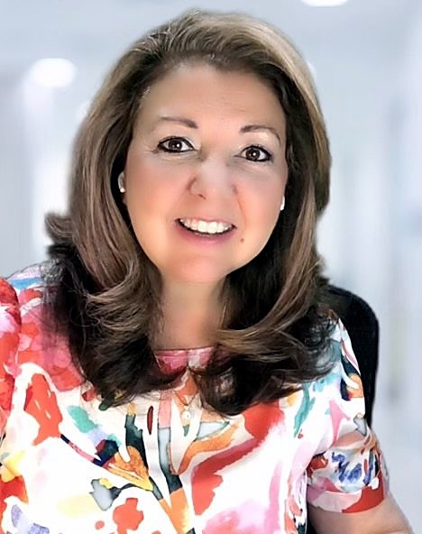Linda Van Valkenburgh, five-times-certified executive career coach